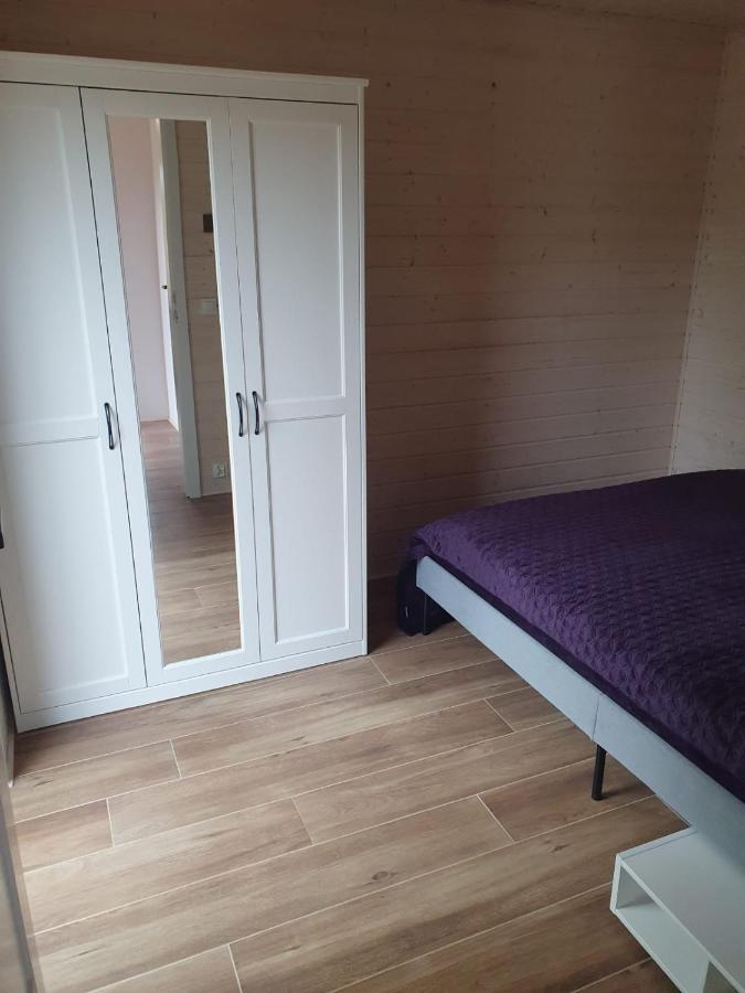 Holiday home Ostrzycki Nad Jeziorem -balia-sauna-prywatny Pomost