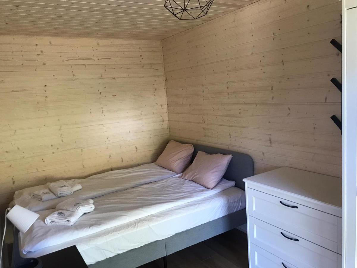 Ferienhaus Ostrzycki Nad Jeziorem -balia-sauna-prywatny Pomost